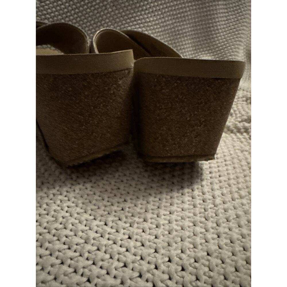 Very Volatile Riverside Gold Snake Platform Criss Cross Wedge Sandals Size 8 EUC - Picture 5 of 7
